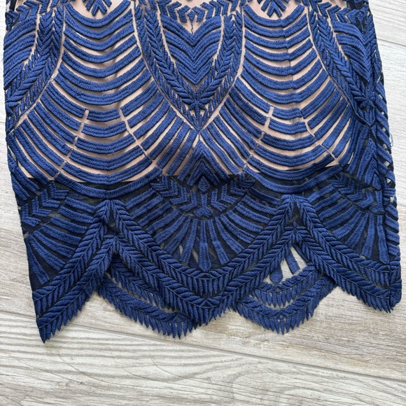 BARDOT Revolve Alice Dress Nacy Blue Tan MIDI Dress Size Small - Picture 4 of 13